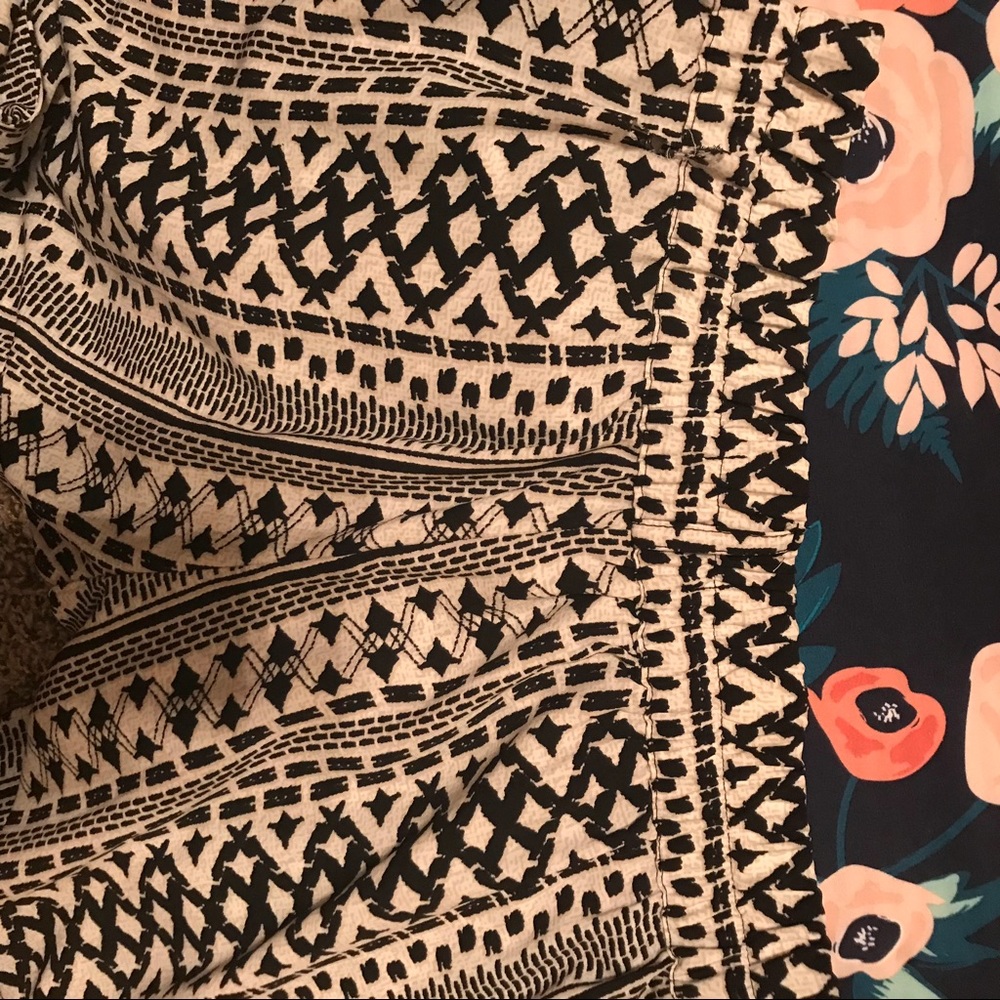 BOHO PRINTED PANTS! - Picture 4 of 6